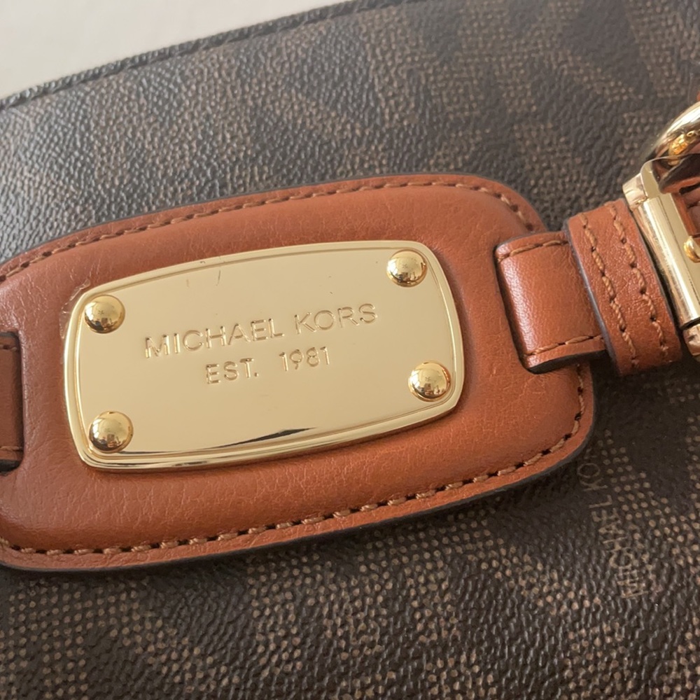 Michael Kors handbag very good condition - Picture 3 of 9